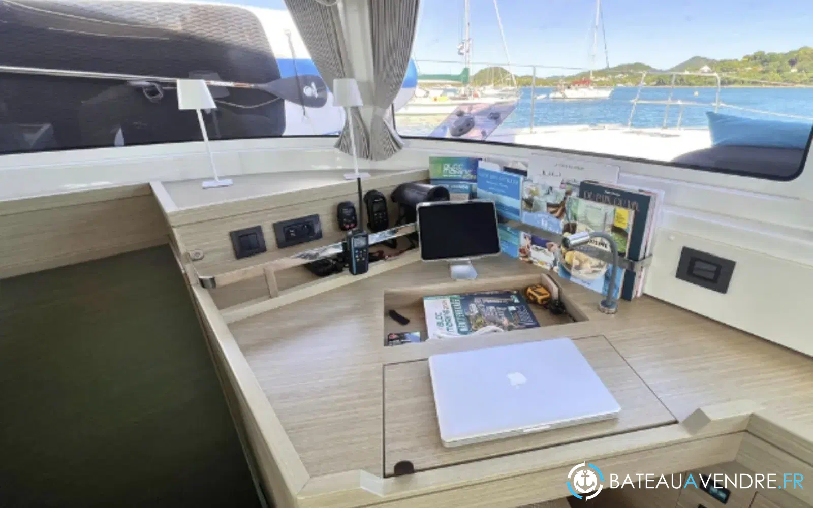 slider 6 Lagoon 46