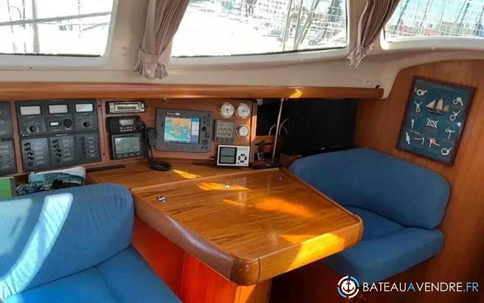 slider 12 Jeanneau Sun Odyssey 43 DS