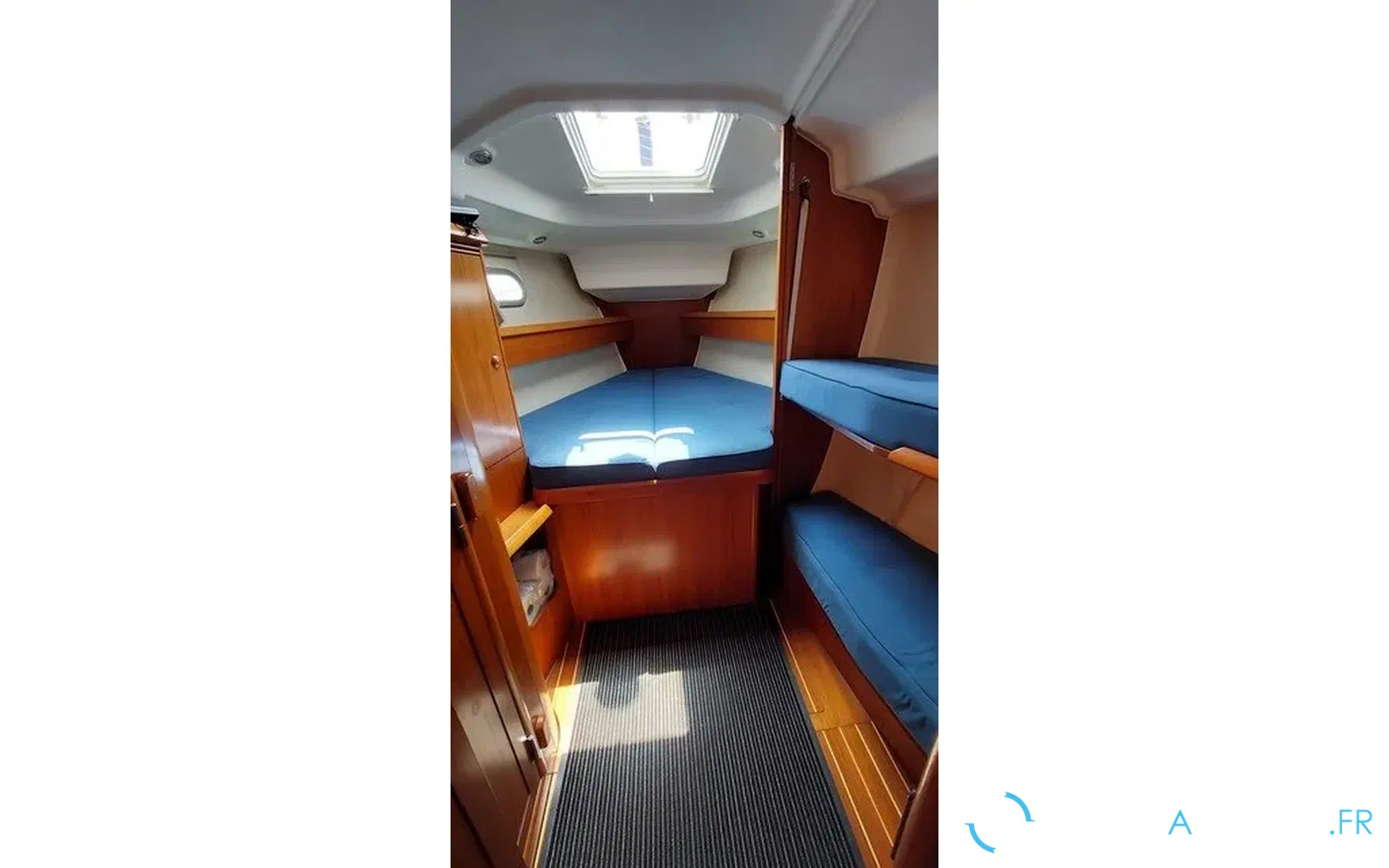 slider 14 Jeanneau Sun Odyssey 43 DS