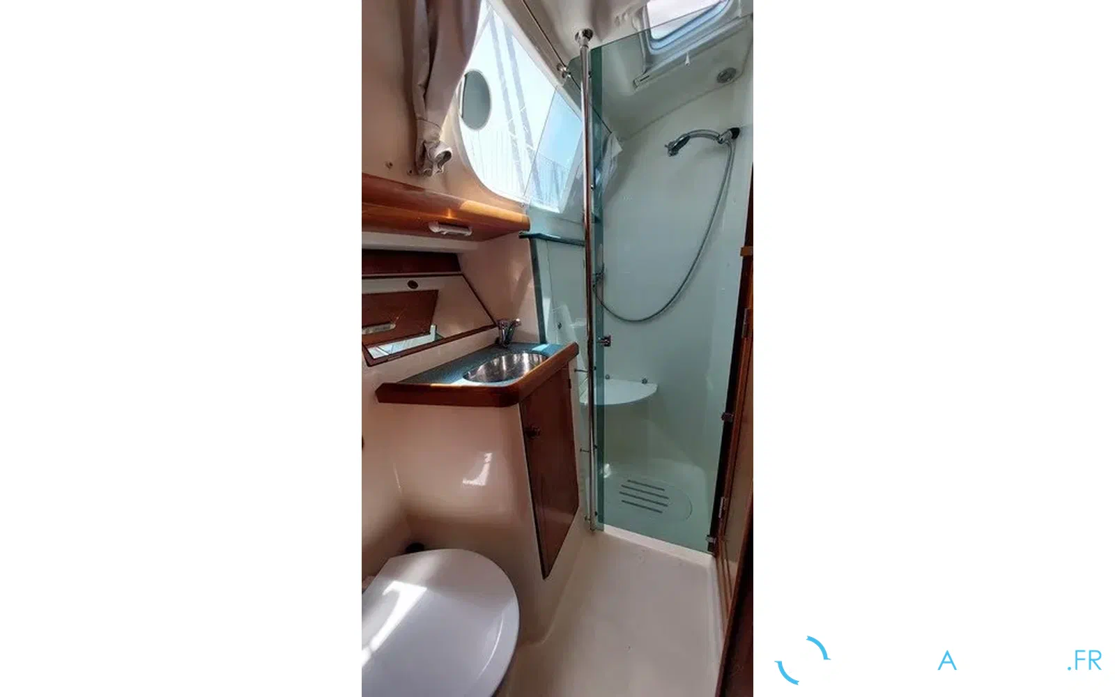 slider 22 Jeanneau Sun Odyssey 43 DS