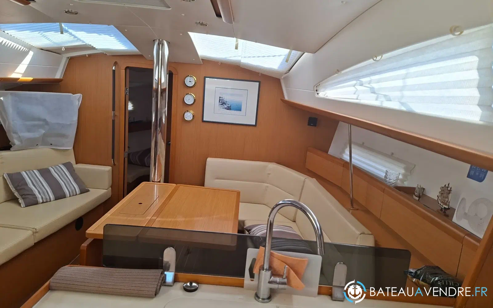 slider 15 Jeanneau Sun Odyssey 42 DS