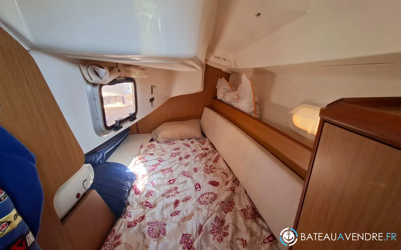 slider 15 Jeanneau Sun Odyssey 32