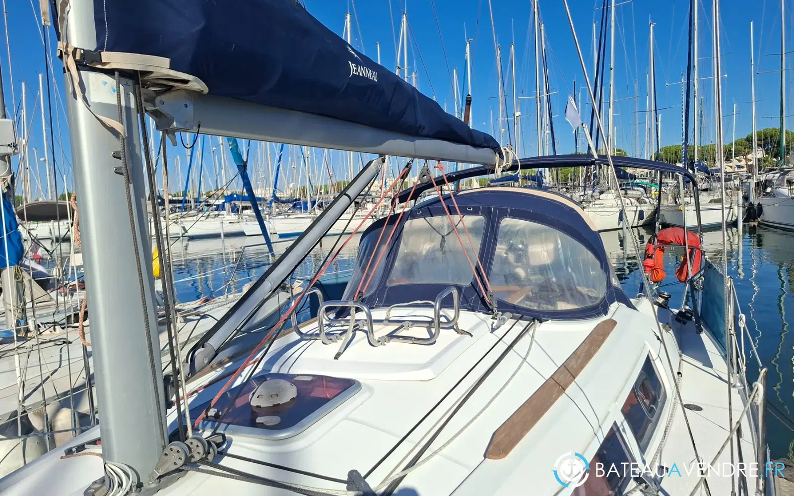 slider 2 Jeanneau Sun Odyssey 32