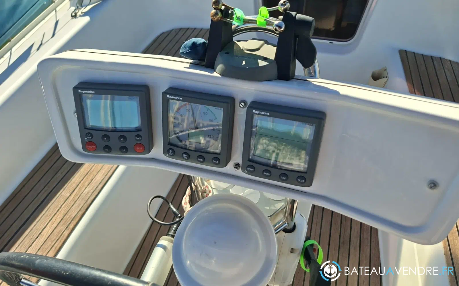 slider 5 Jeanneau Sun Odyssey 32