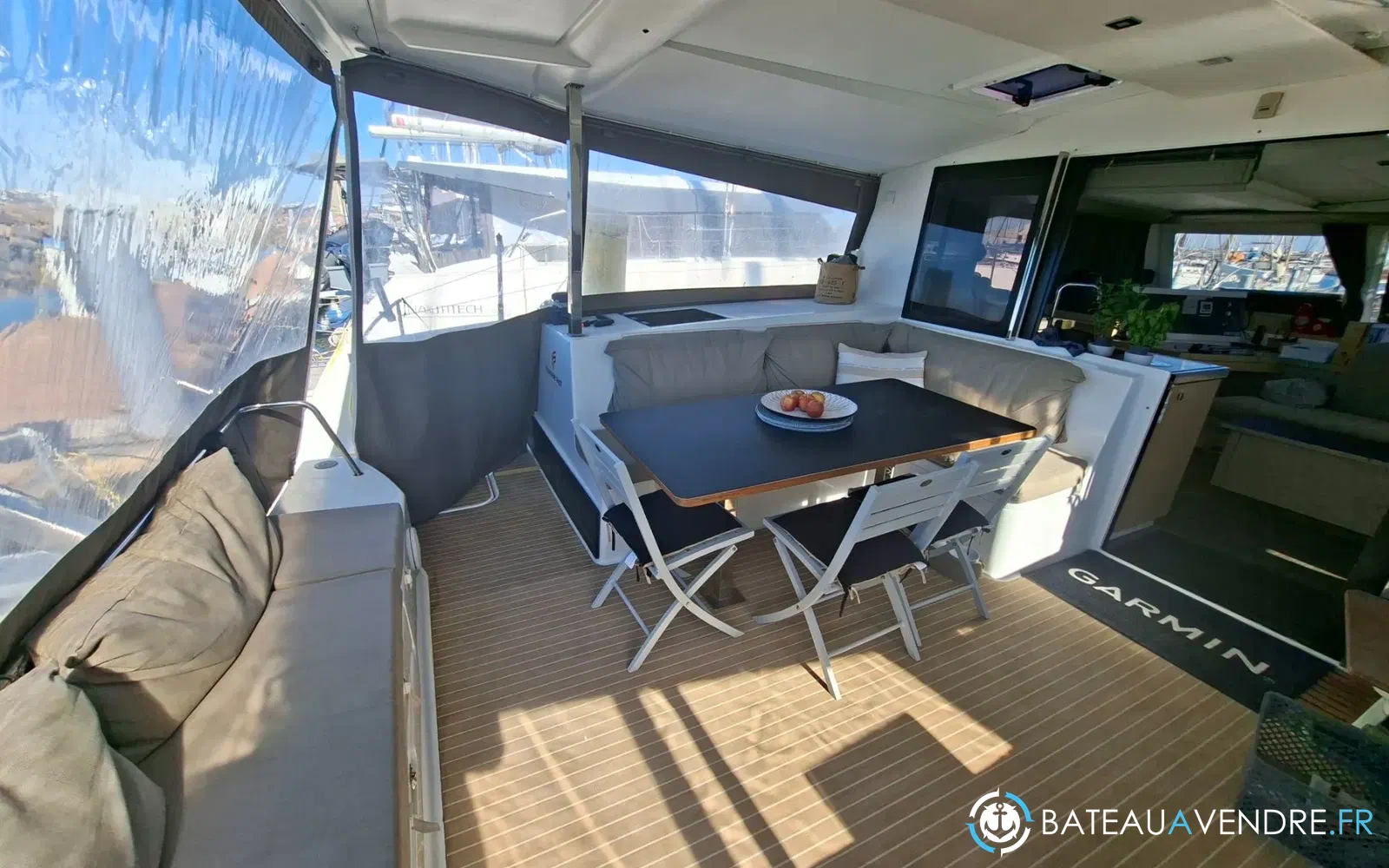 slider 9 Fountaine Pajot Lucia 40