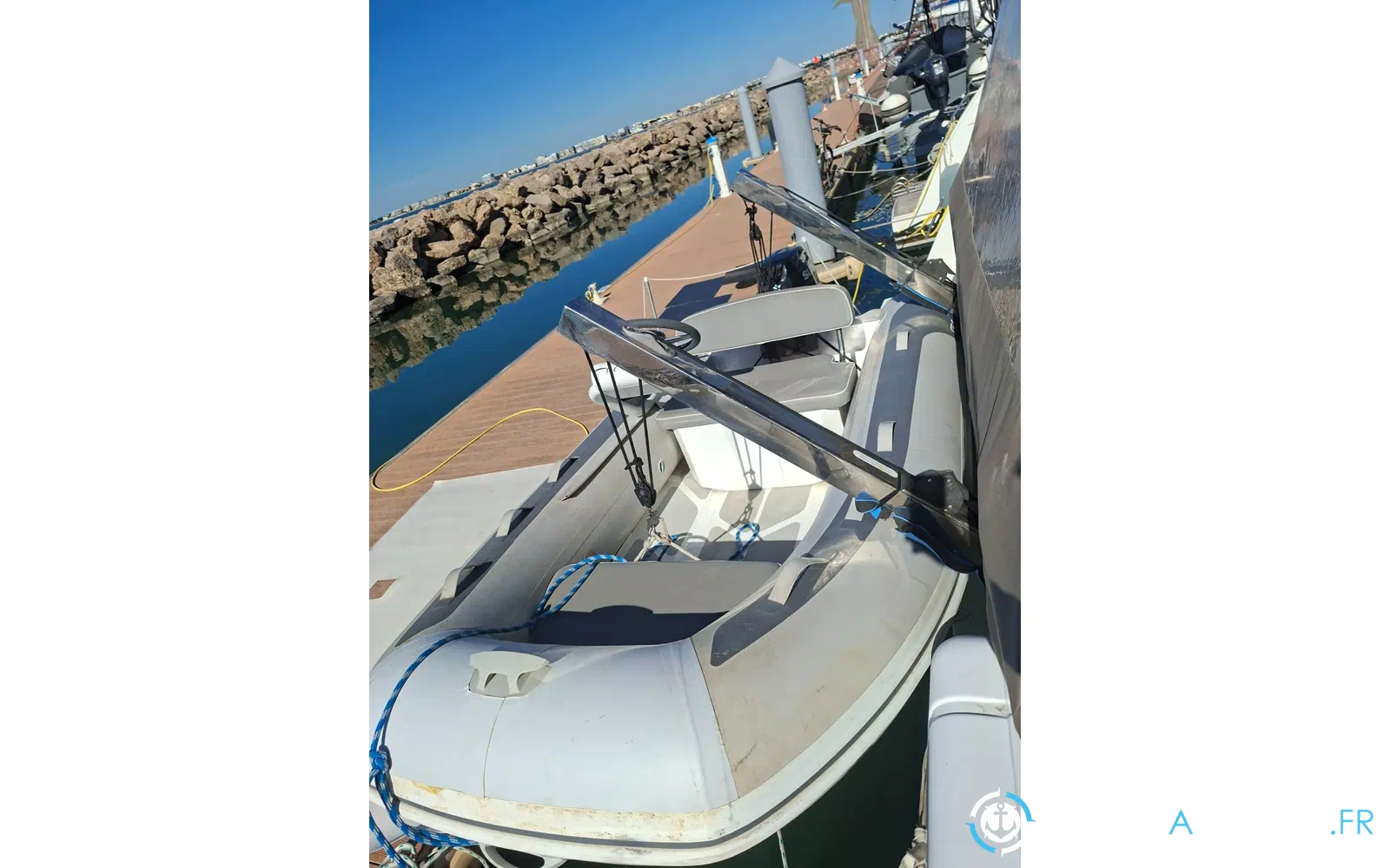 slider 23 Fountaine Pajot Lucia 40