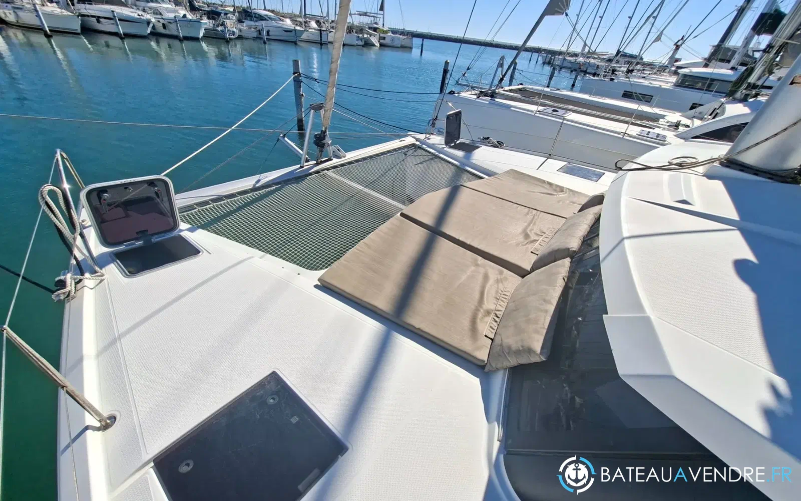 slider 3 Fountaine Pajot Lucia 40