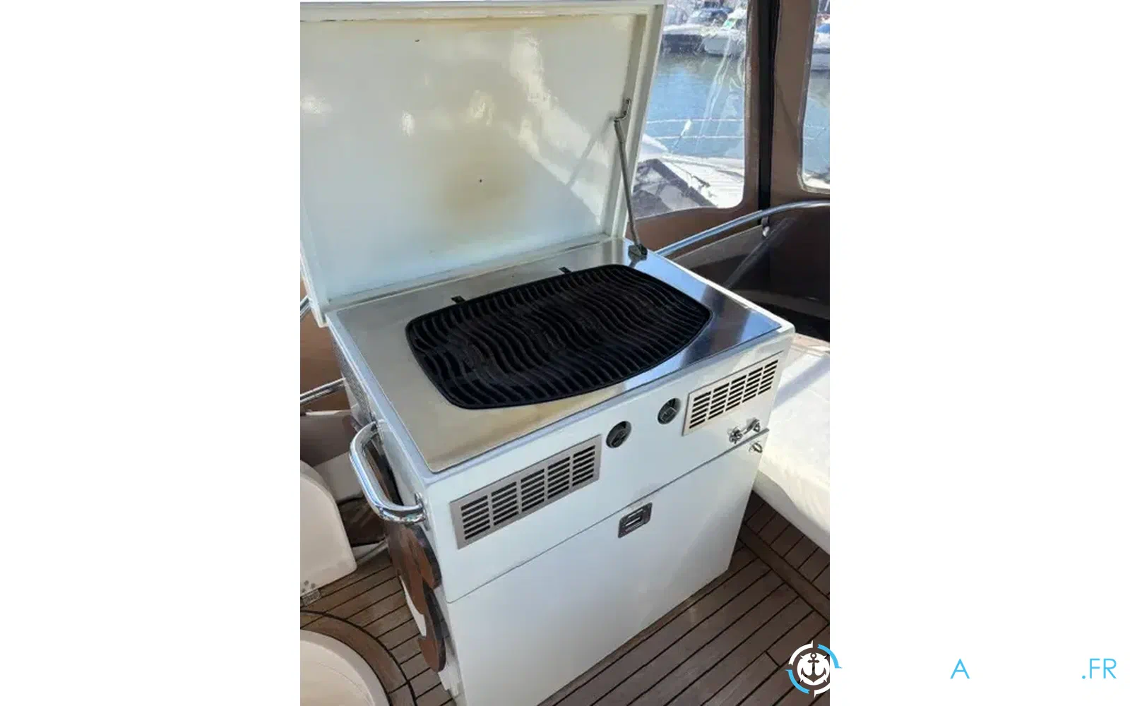 slider 13 Fairline Phantom 38