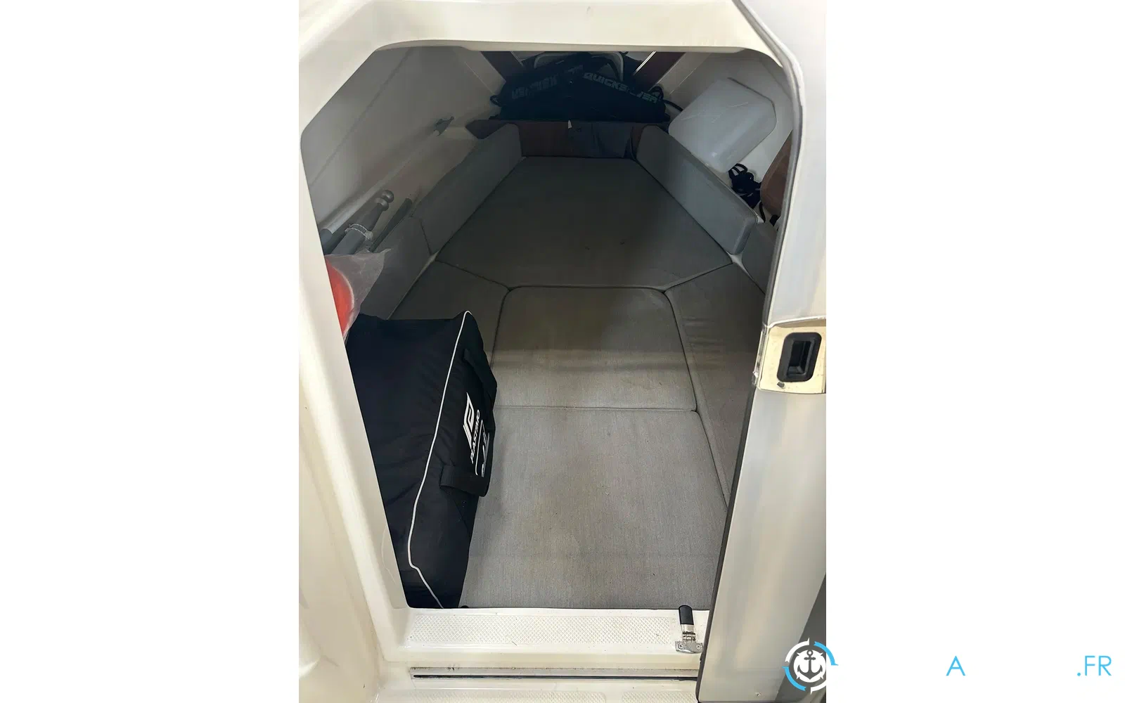 slider 17 Quicksilver Activ 755 Sundeck