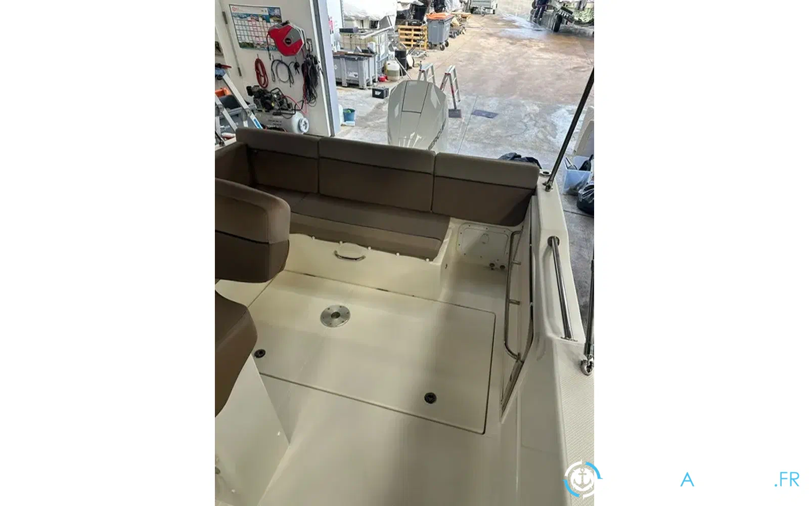 slider 8 Quicksilver Activ 755 Sundeck
