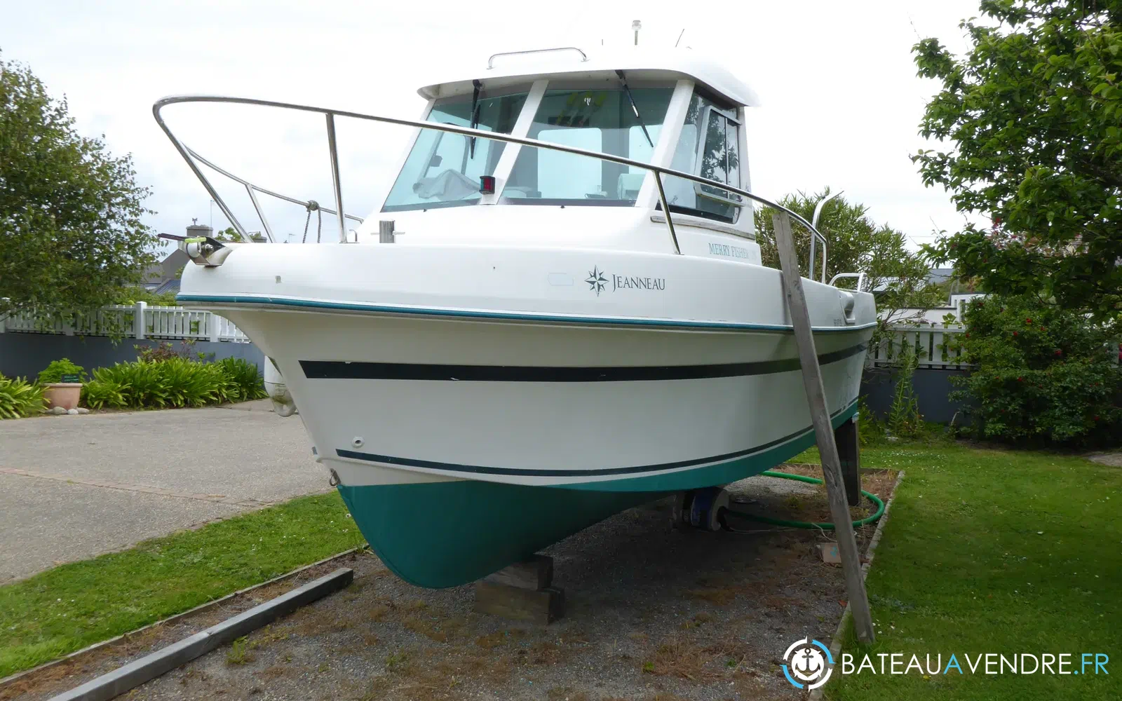 slider 1 Jeanneau Merry Fisher 605