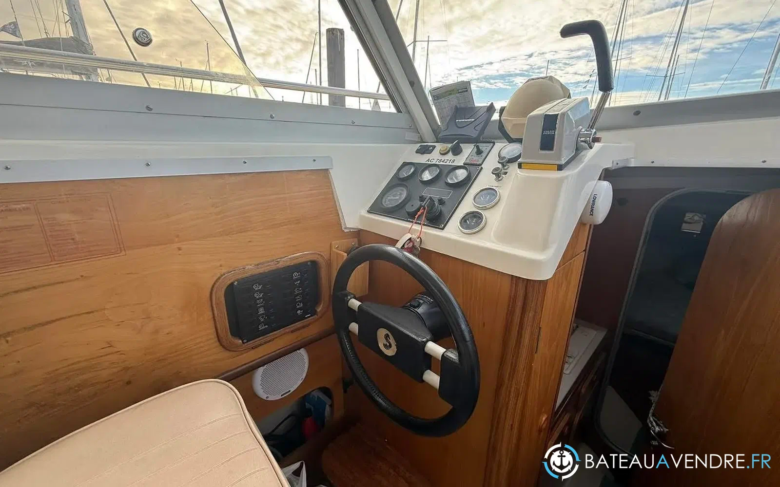slider 12 Beneteau Antares 800