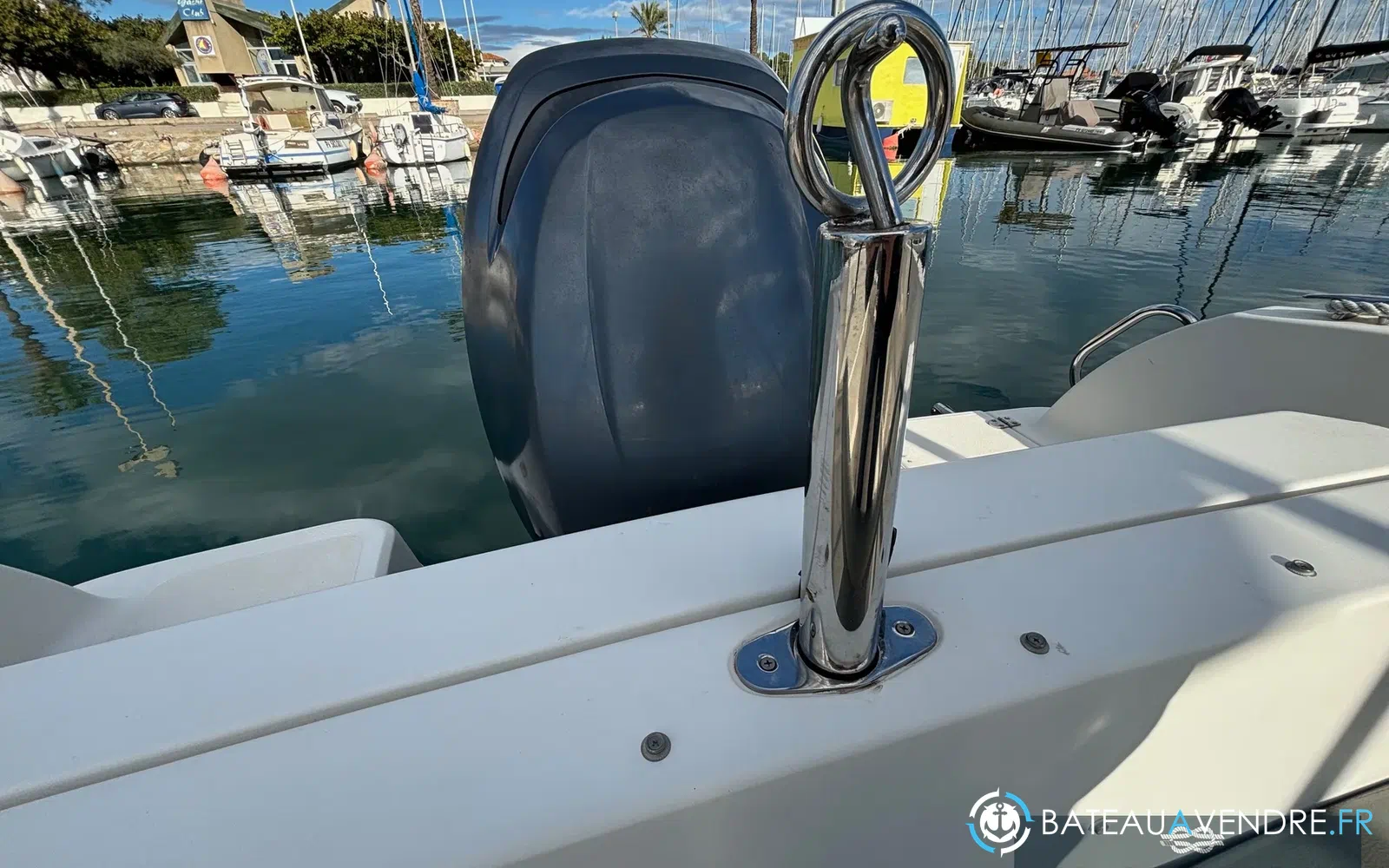 slider 25 Pacific Craft 670 Open