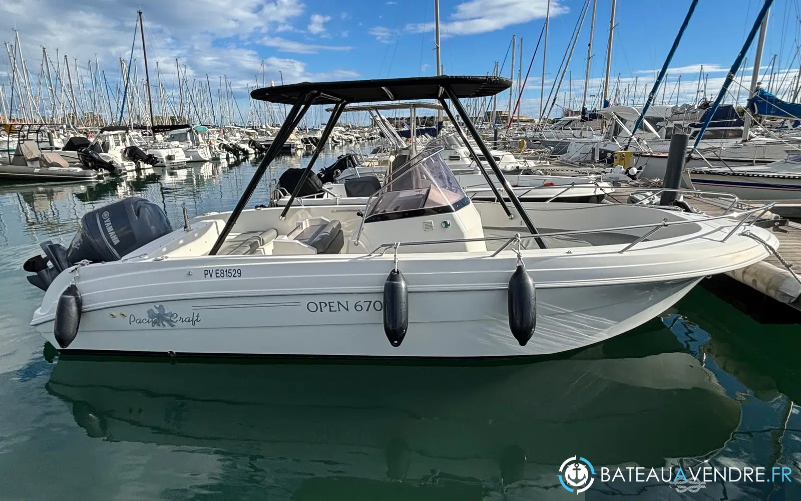 slider 3 Pacific Craft 670 Open
