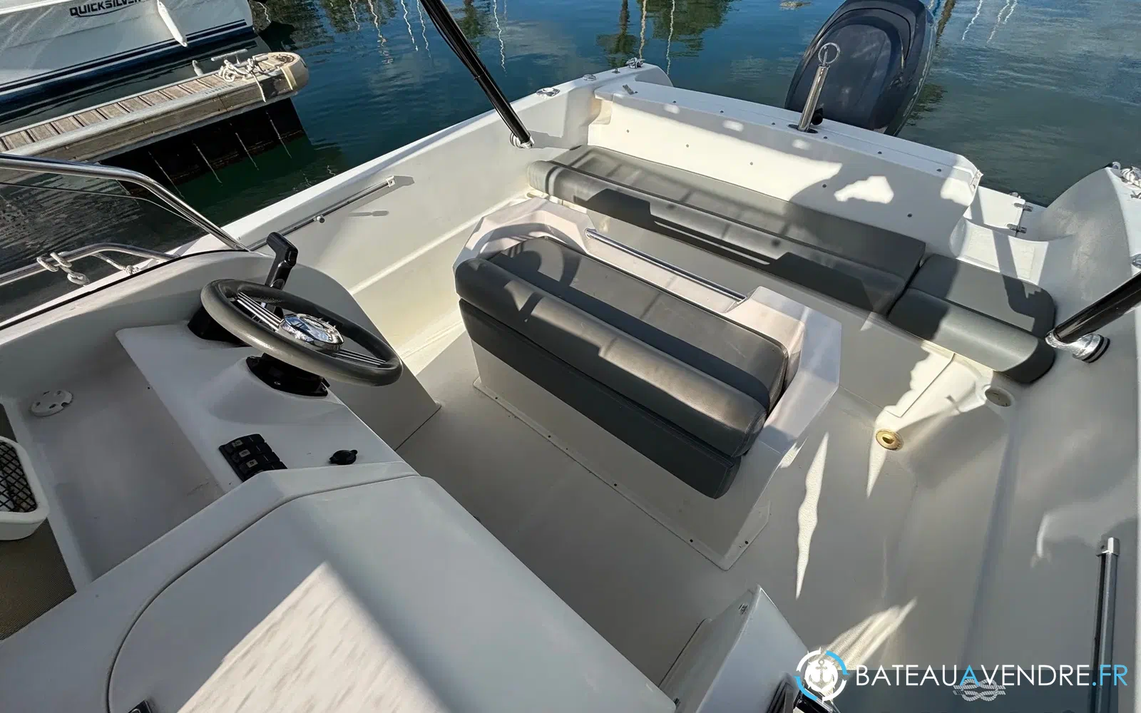 slider 4 Pacific Craft 670 Open