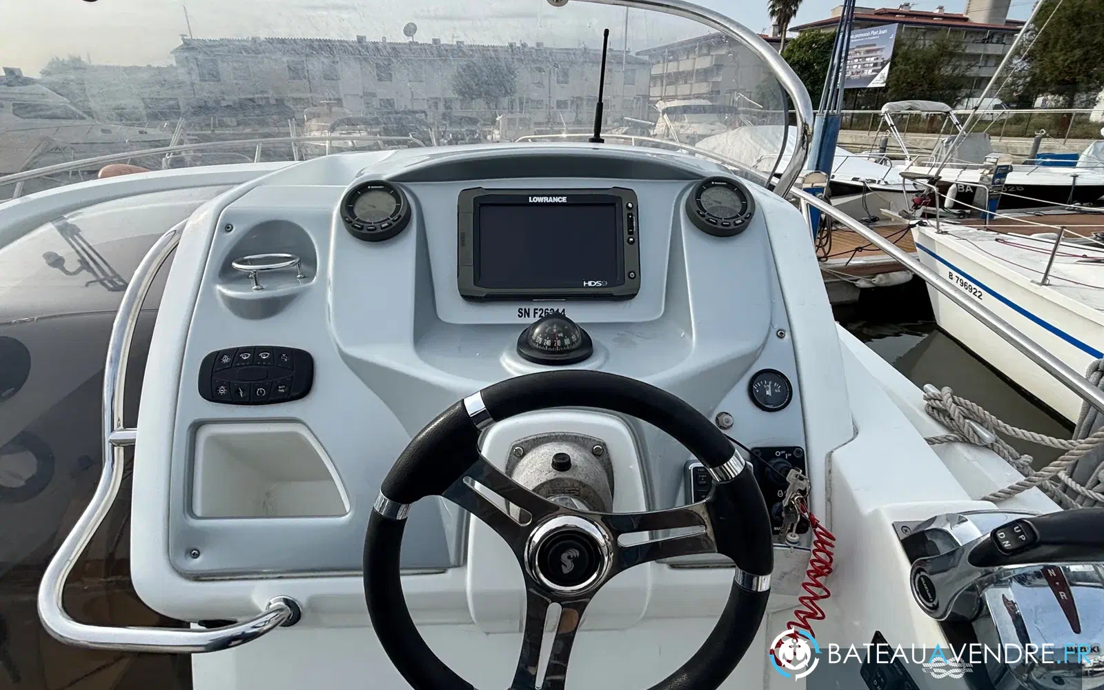 slider 11 Beneteau Flyer 850 Sun Deck