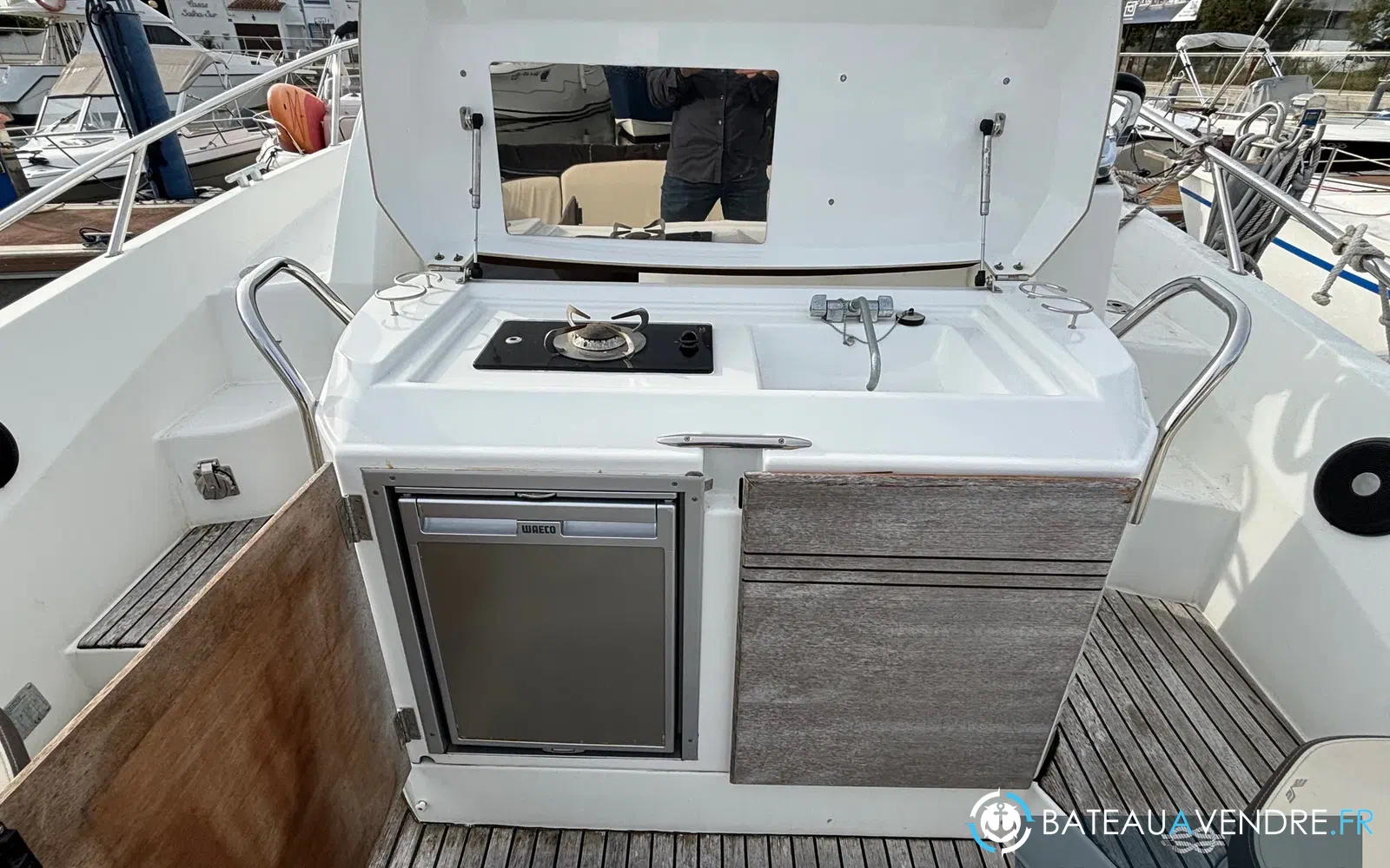 slider 16 Beneteau Flyer 850 Sun Deck