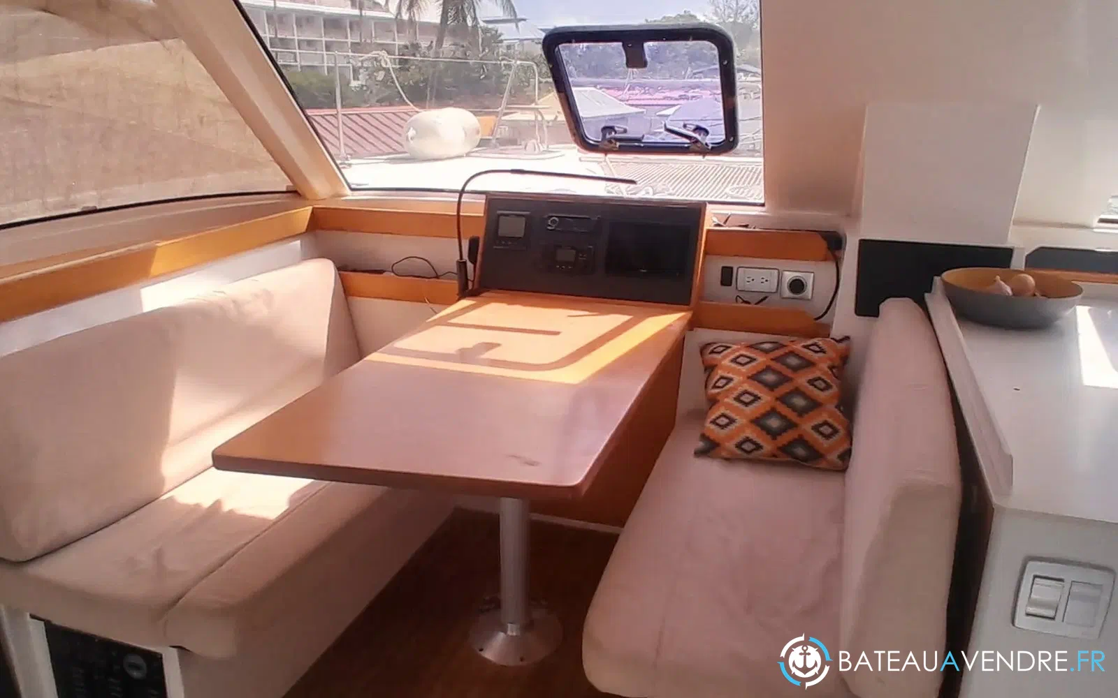 slider 30 Nautitech 40