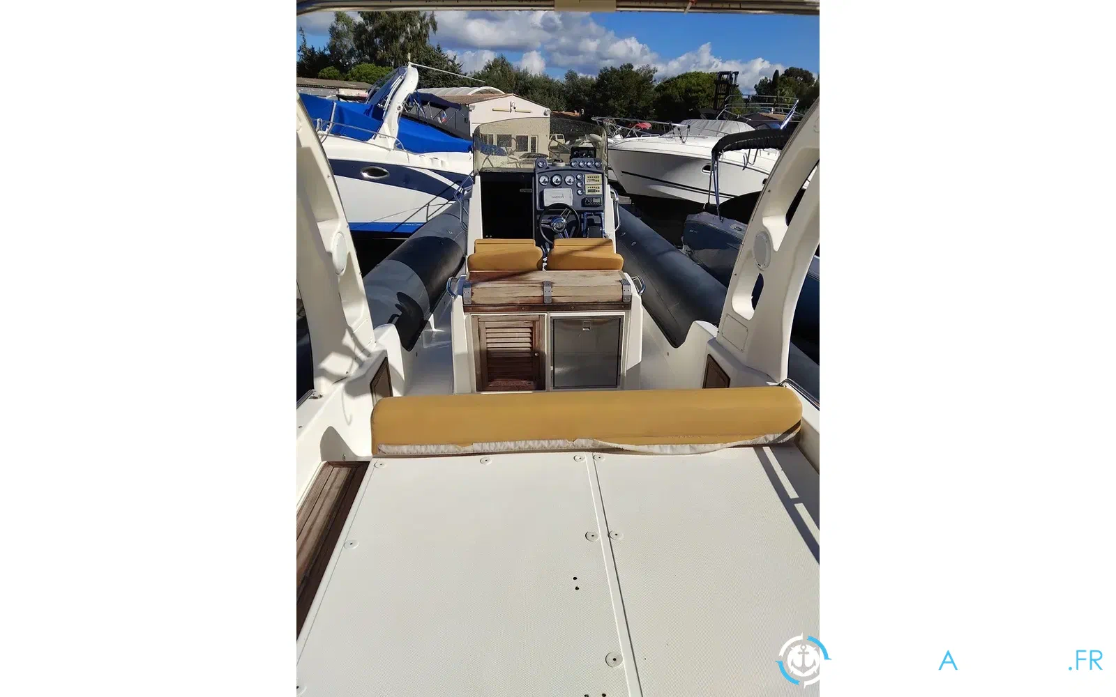 slider 9 Joker Boat Mainstream 33