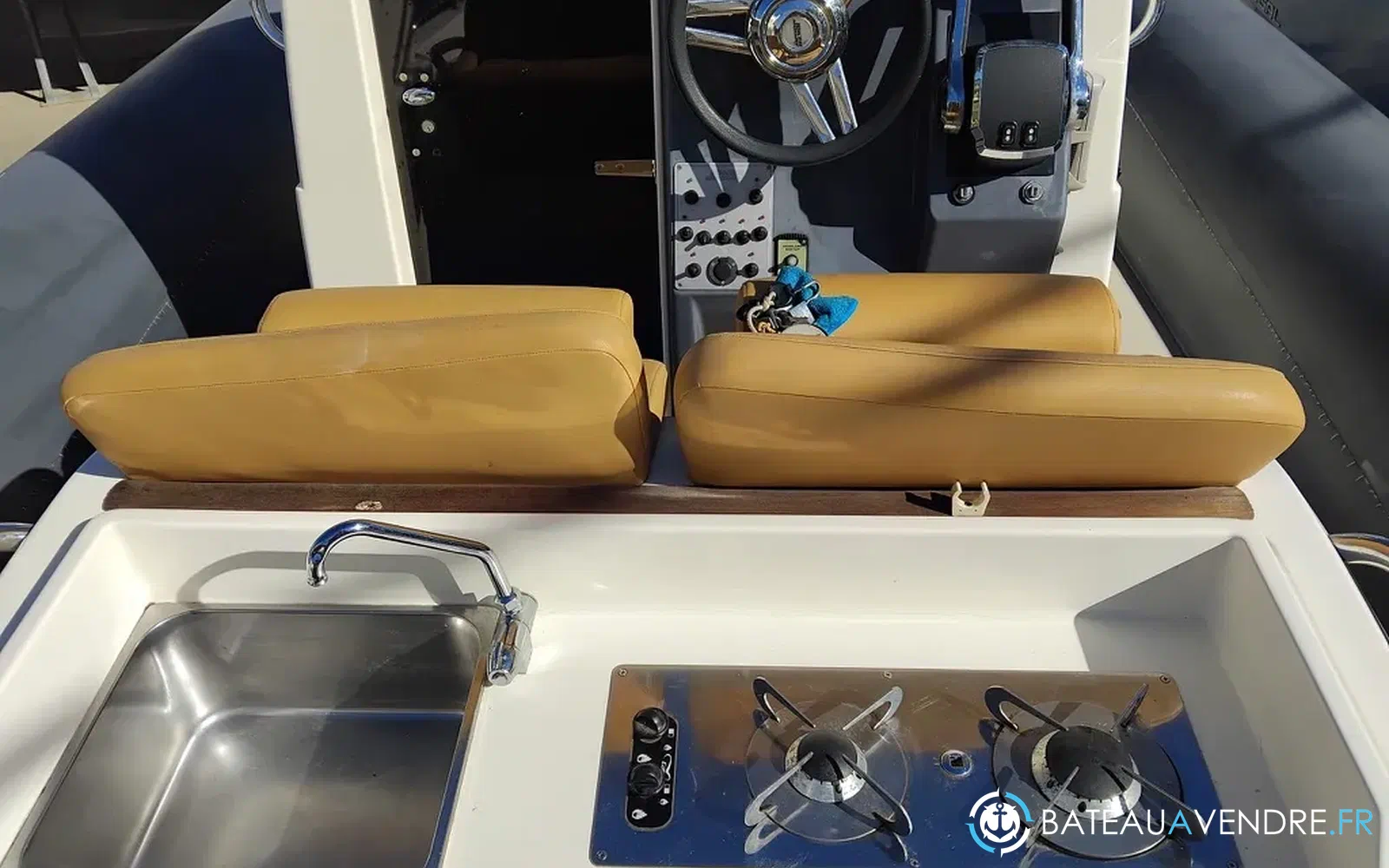 slider 11 Joker Boat Mainstream 33