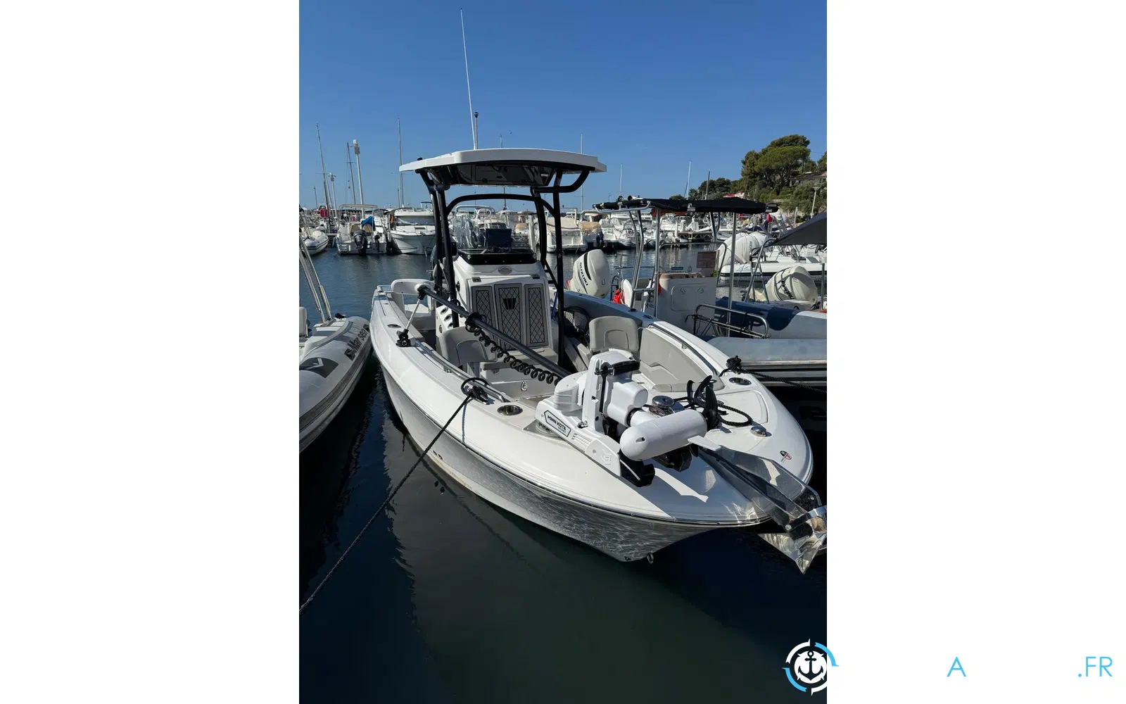 slider 1 Wellcraft Fisherman 242