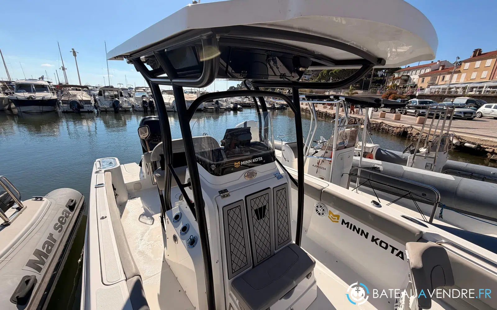 slider 4 Wellcraft Fisherman 242