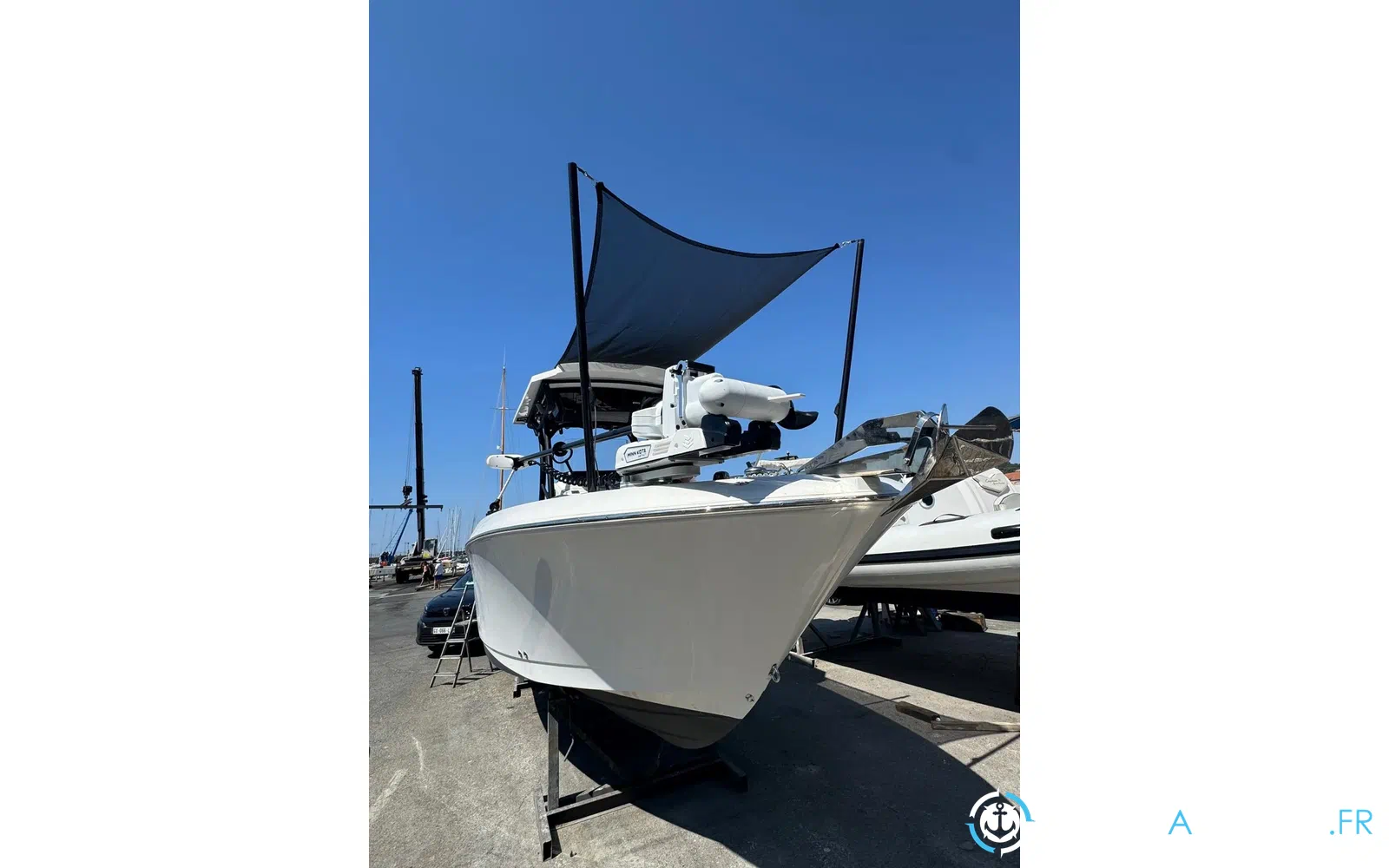 slider 3 Wellcraft Fisherman 242