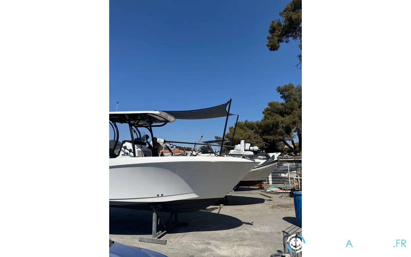 slider 5 Wellcraft Fisherman 242