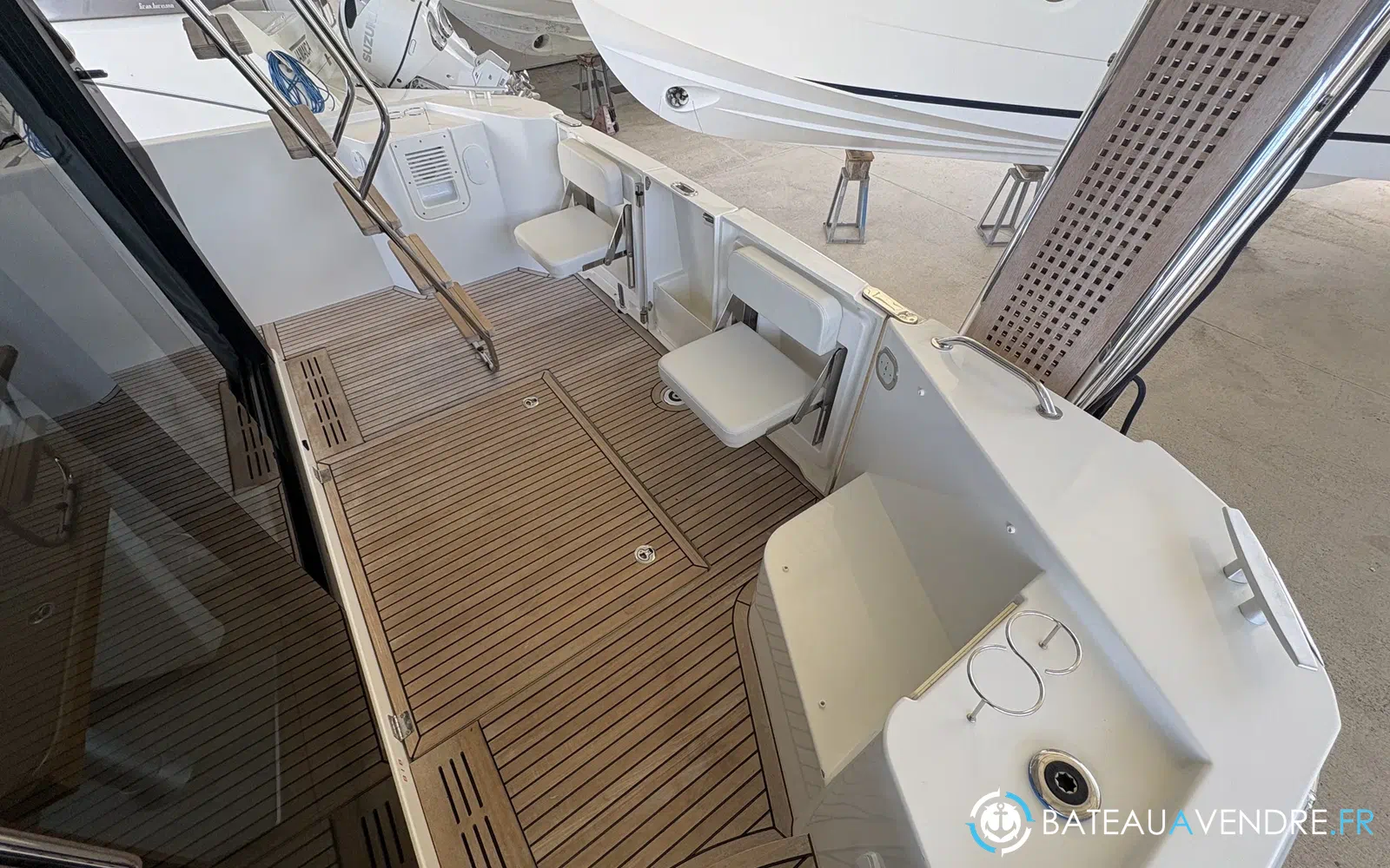 slider 6 Beneteau Swift Trawler 35