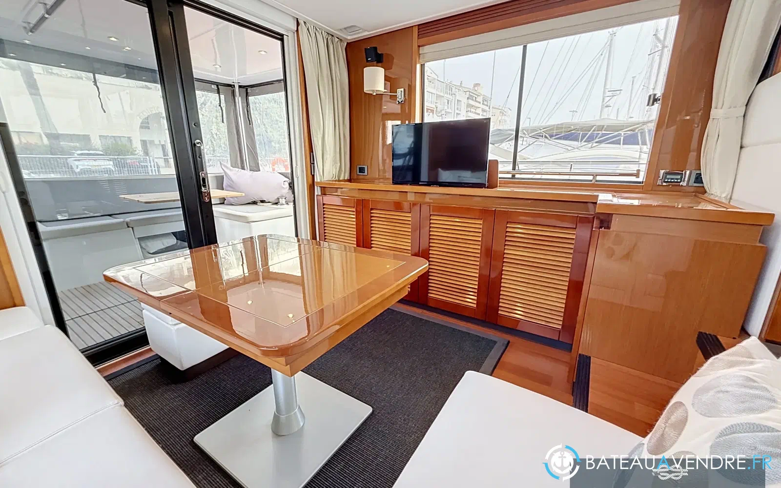 slider 13 Beneteau Swift Trawler 50