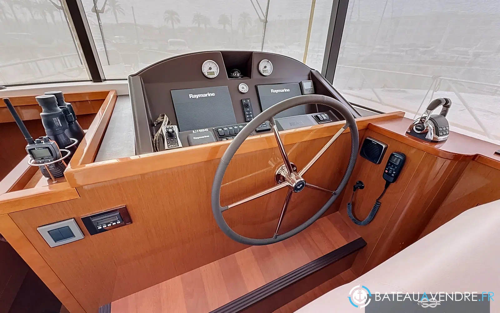 slider 18 Beneteau Swift Trawler 50