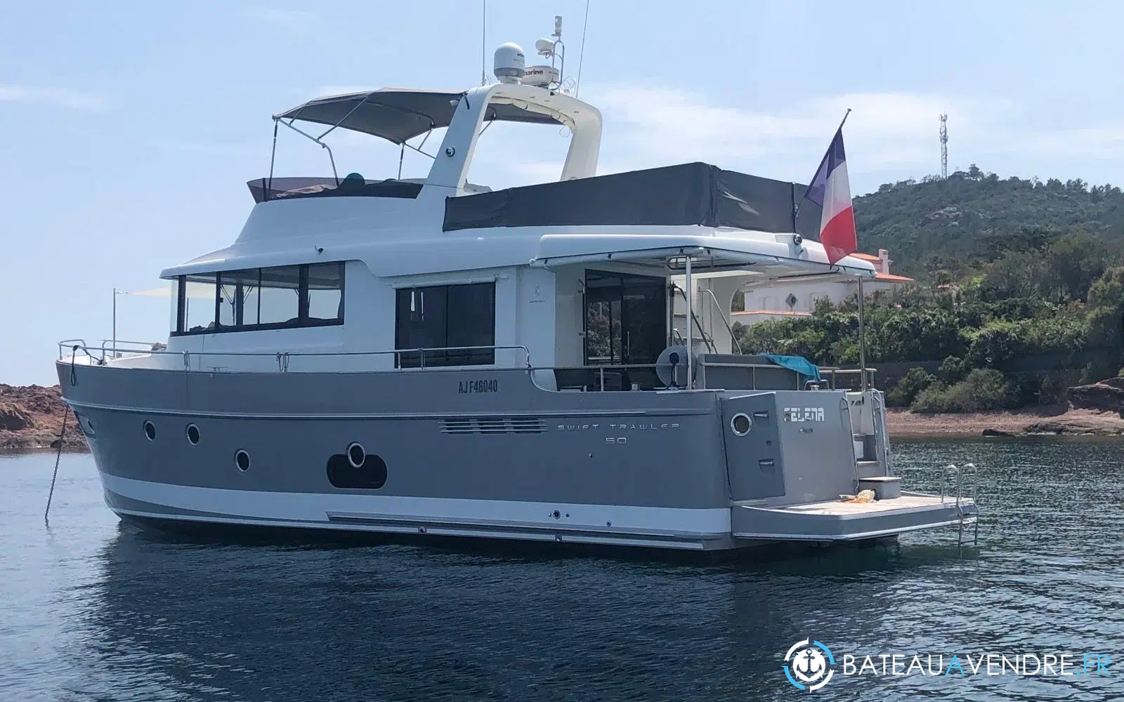 slider 2 Beneteau Swift Trawler 50