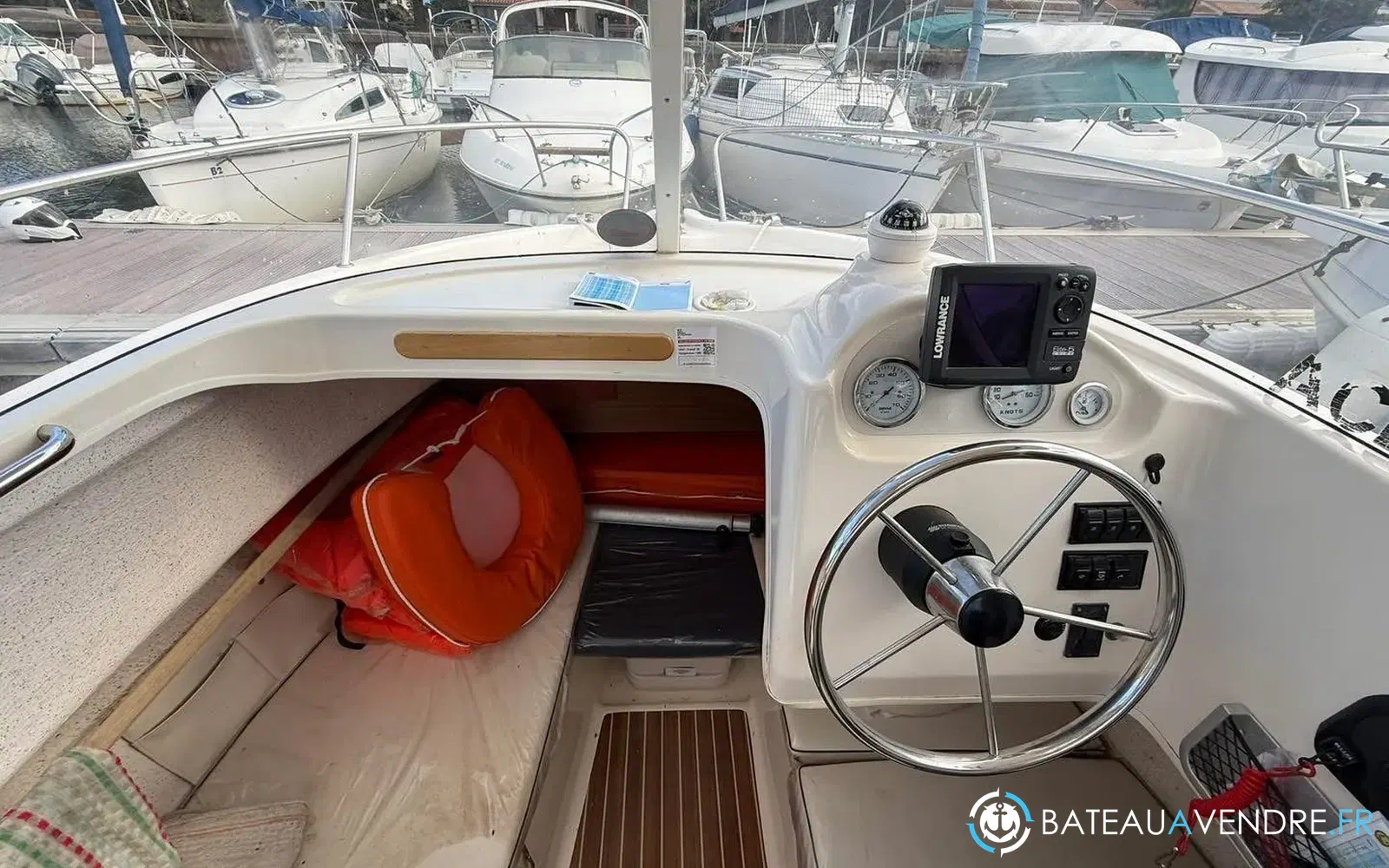 slider 14 Quicksilver 640 Pilothouse