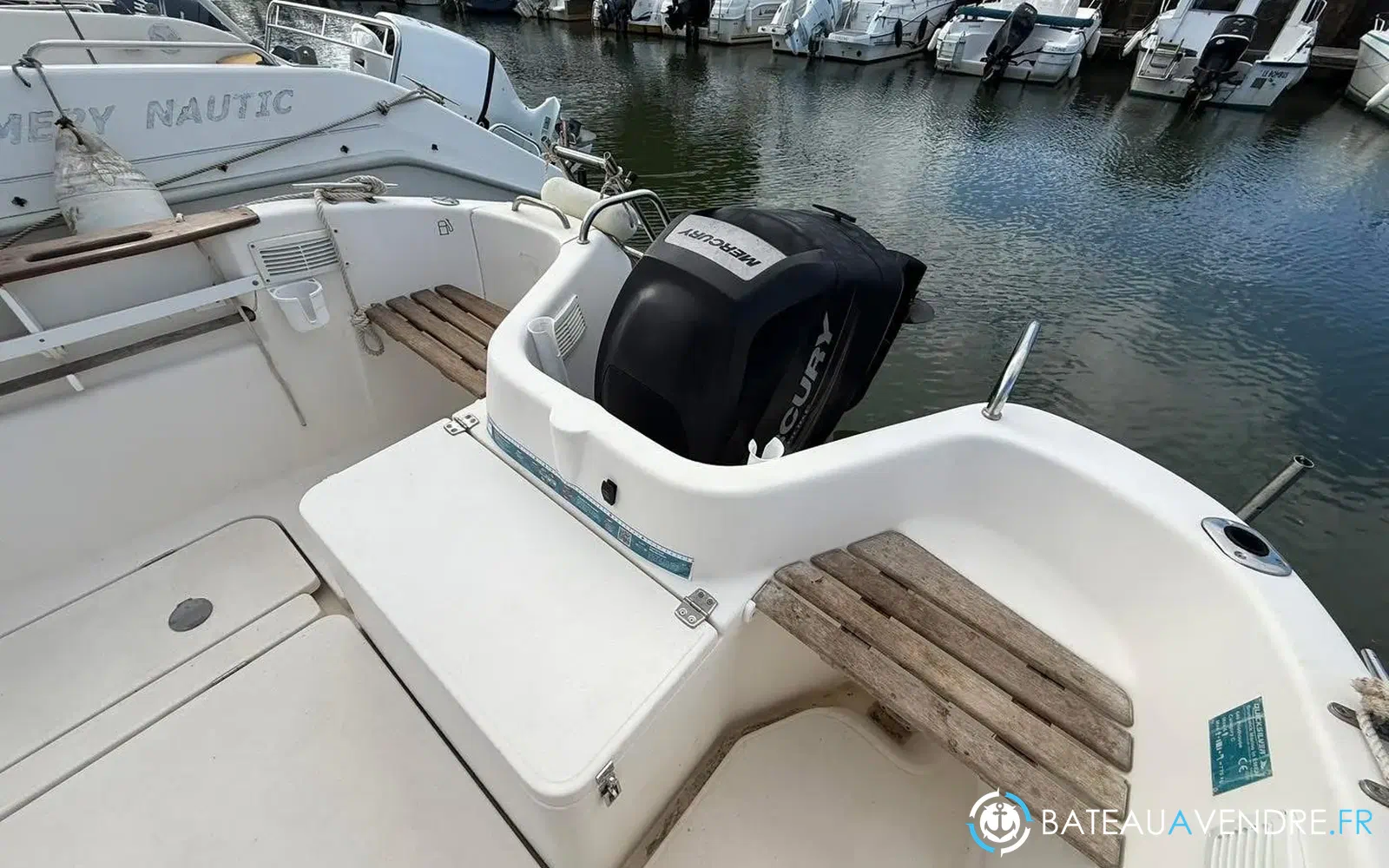 slider 7 Quicksilver 640 Pilothouse