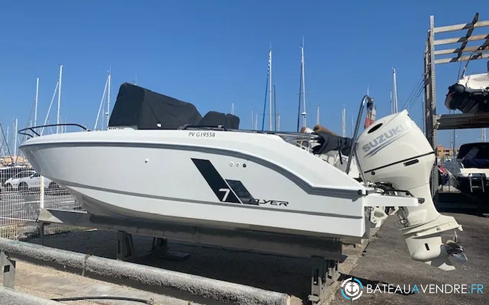 slider 0 Beneteau Flyer 7 SPACEdeck