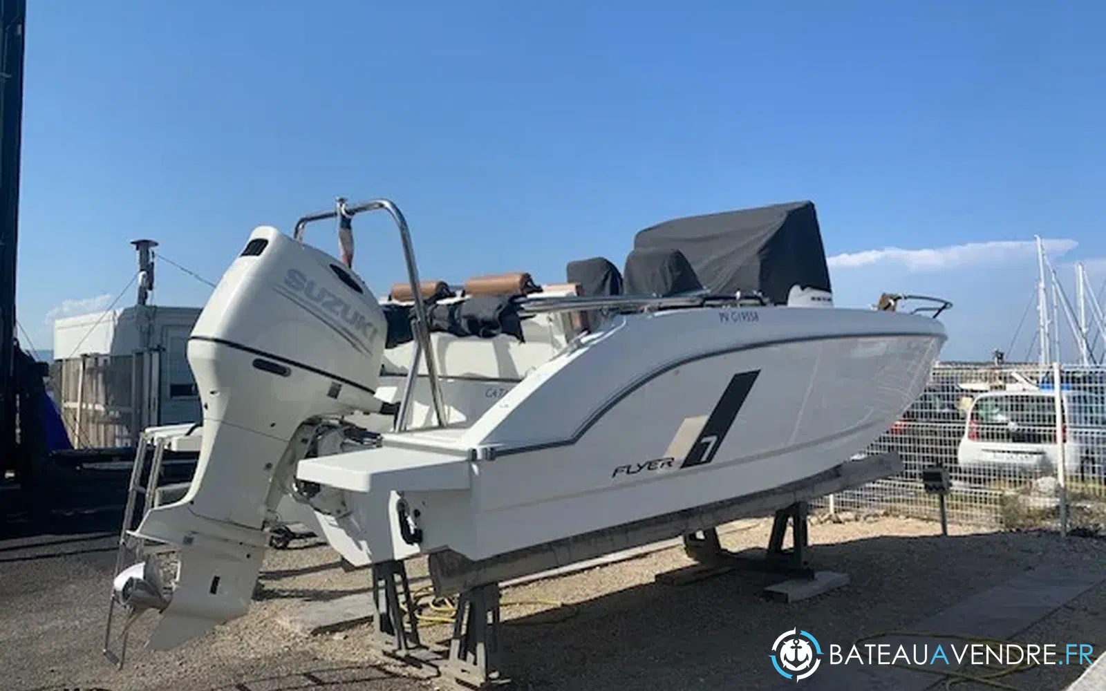 slider 1 Beneteau Flyer 7 SPACEdeck