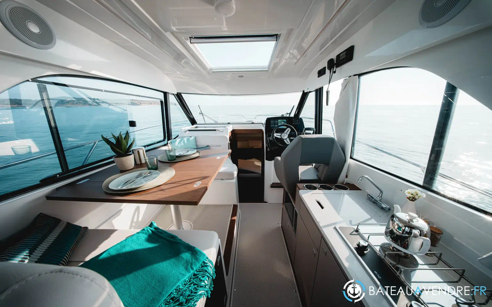 slider 3 Beneteau Antares 9 OB Antares 9 V2