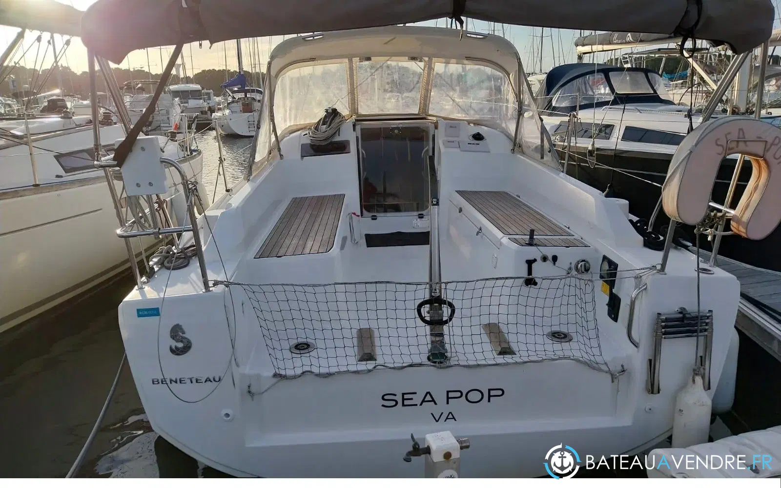 slider 10 Beneteau Oceanis 30.1