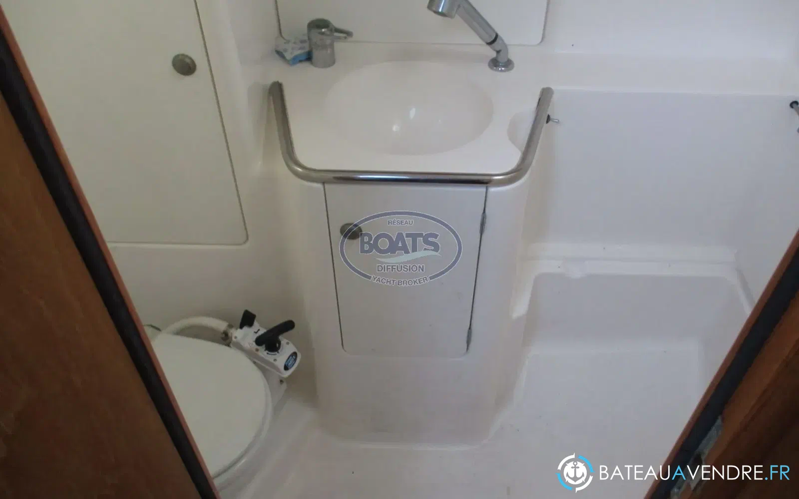slider 12 Jeanneau Sun Odyssey 40