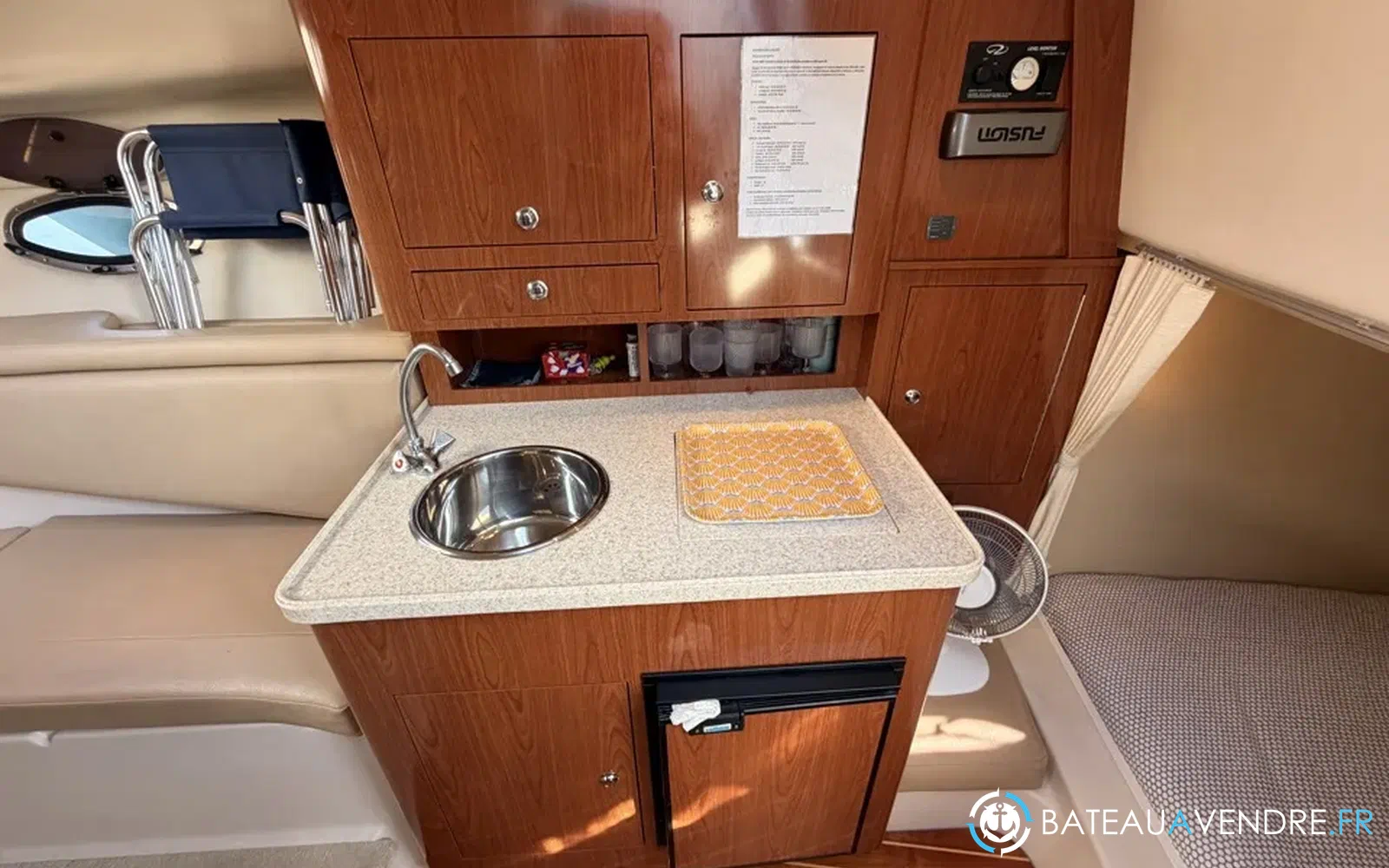 slider 23 Regal 2860