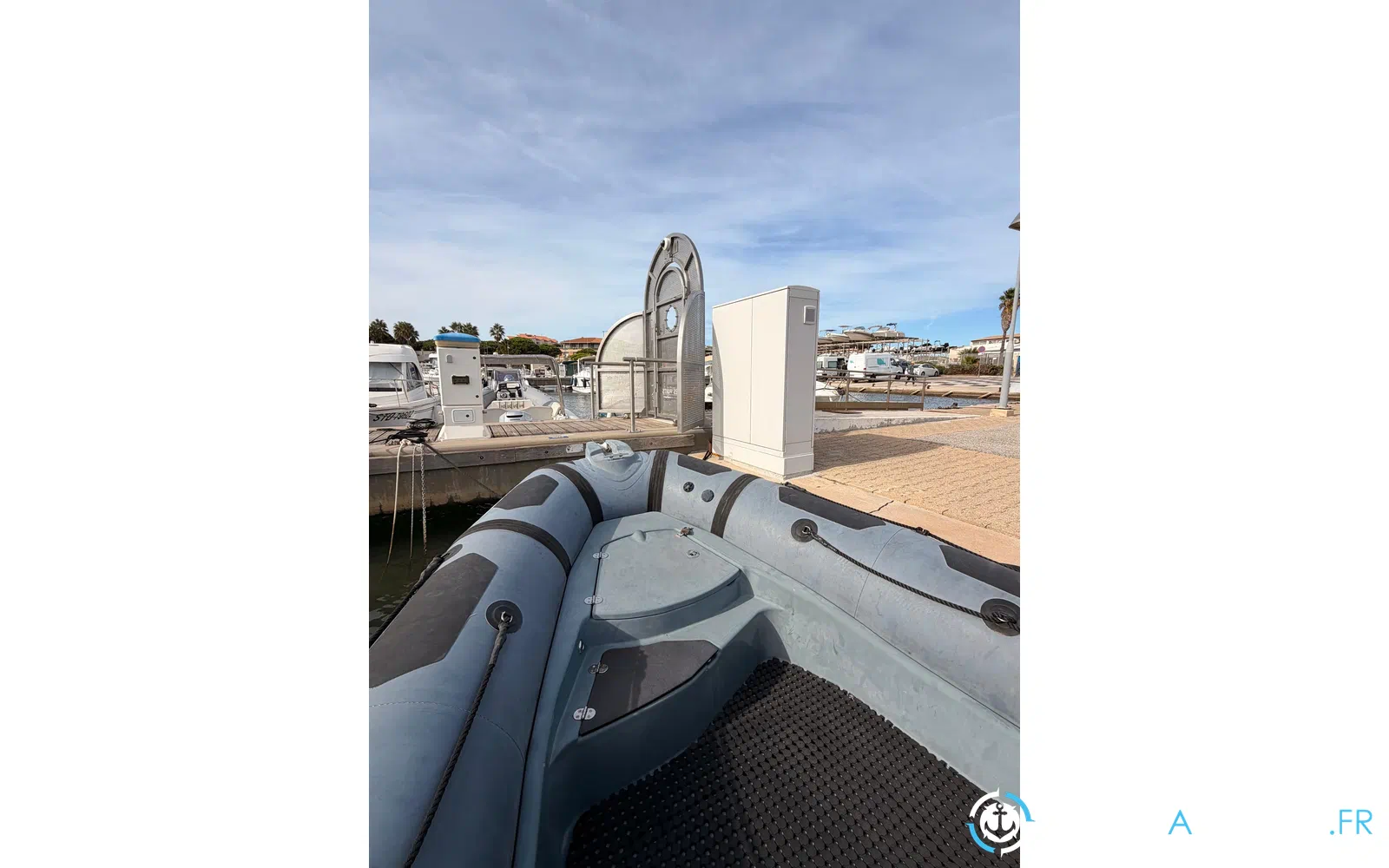 slider 10 Aka Marine R75 C Hypalon