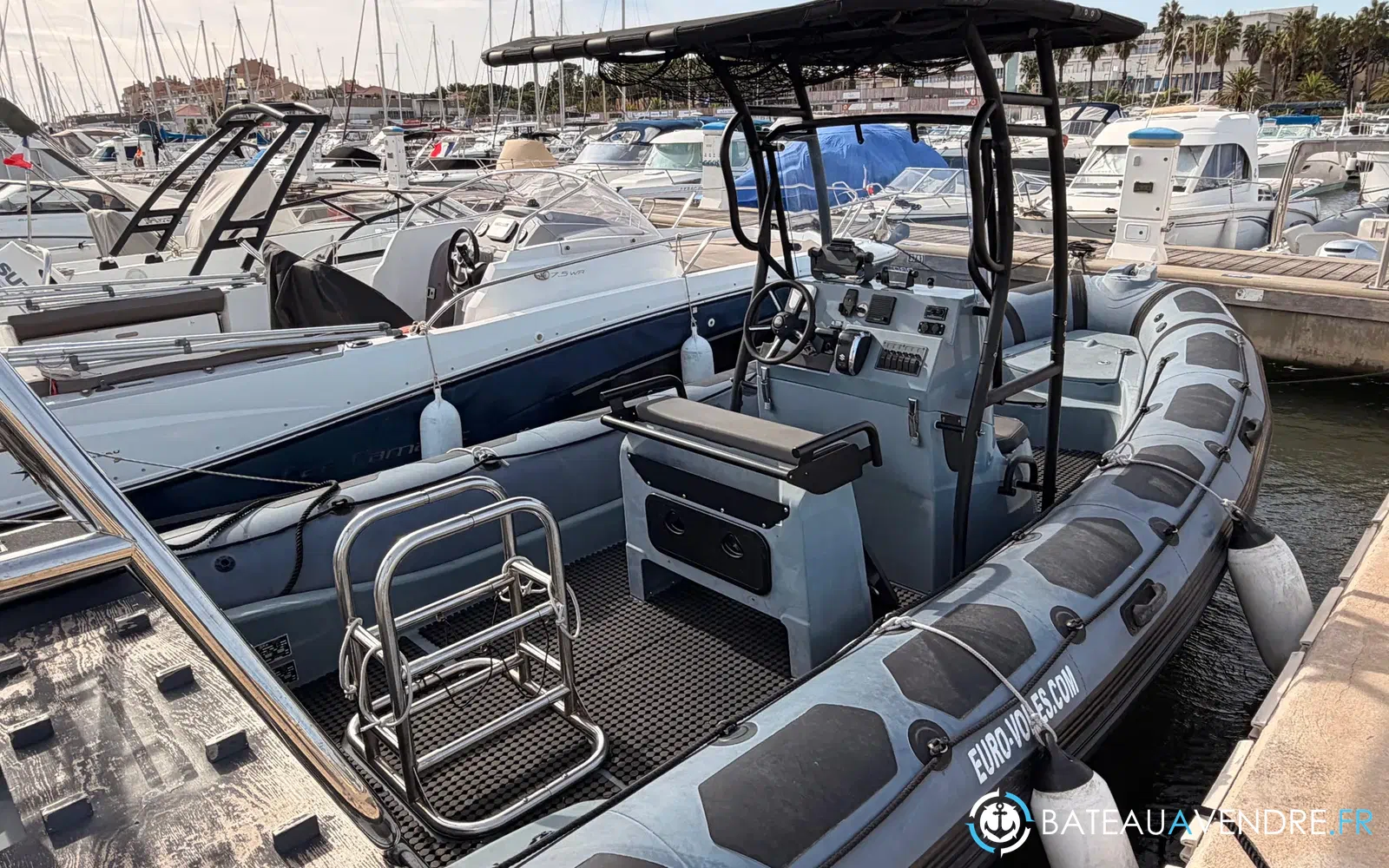 slider 2 Aka Marine R75 C Hypalon
