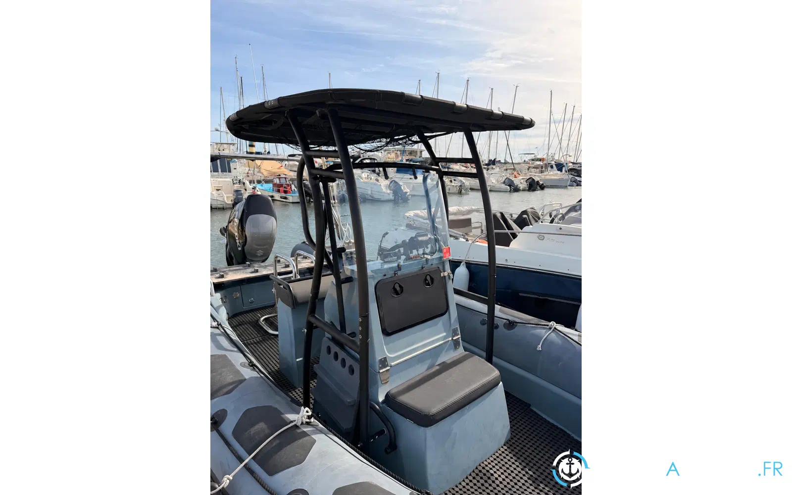 slider 5 Aka Marine R75 C Hypalon