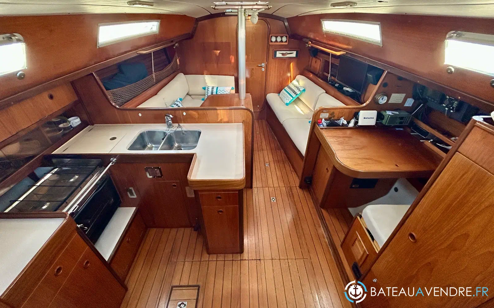 slider 1 Beneteau First 375