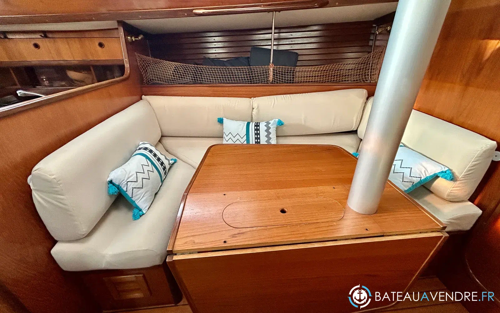 slider 4 Beneteau First 375