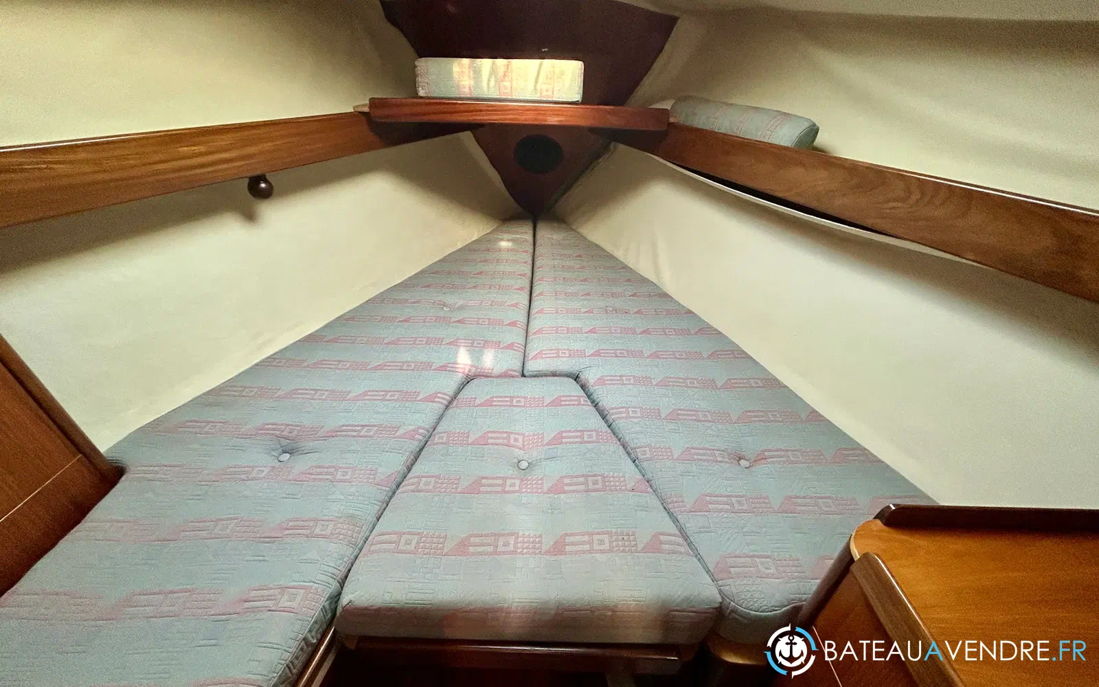 slider 7 Beneteau First 375
