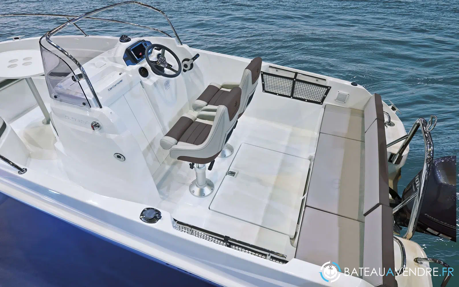 slider 4 Jeanneau Cap Camarat 5.5 CC Serie 2