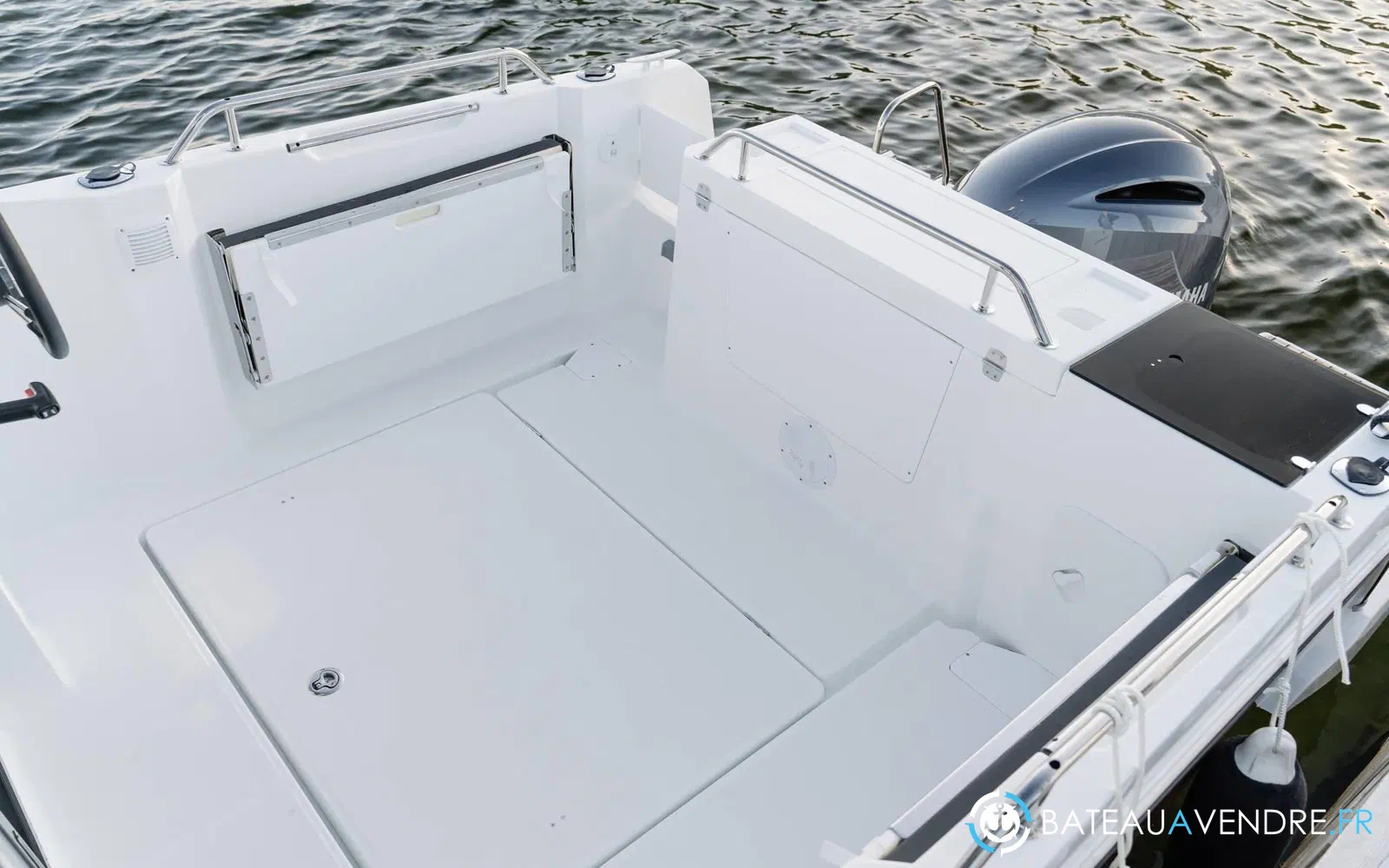 slider 4 Jeanneau Merry Fisher 695 Sport Serie 2