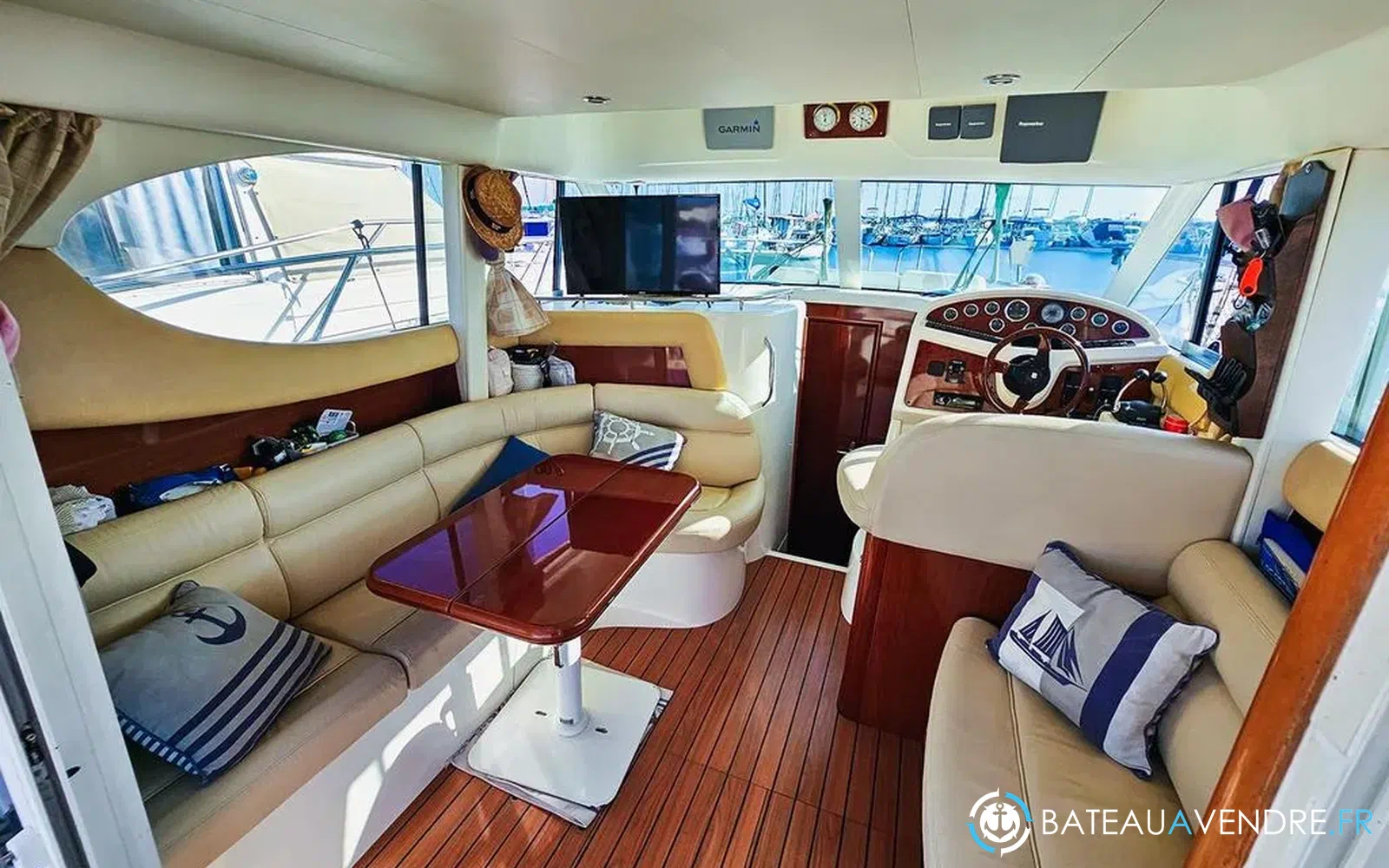 slider 11 Jeanneau Prestige 32 Fly