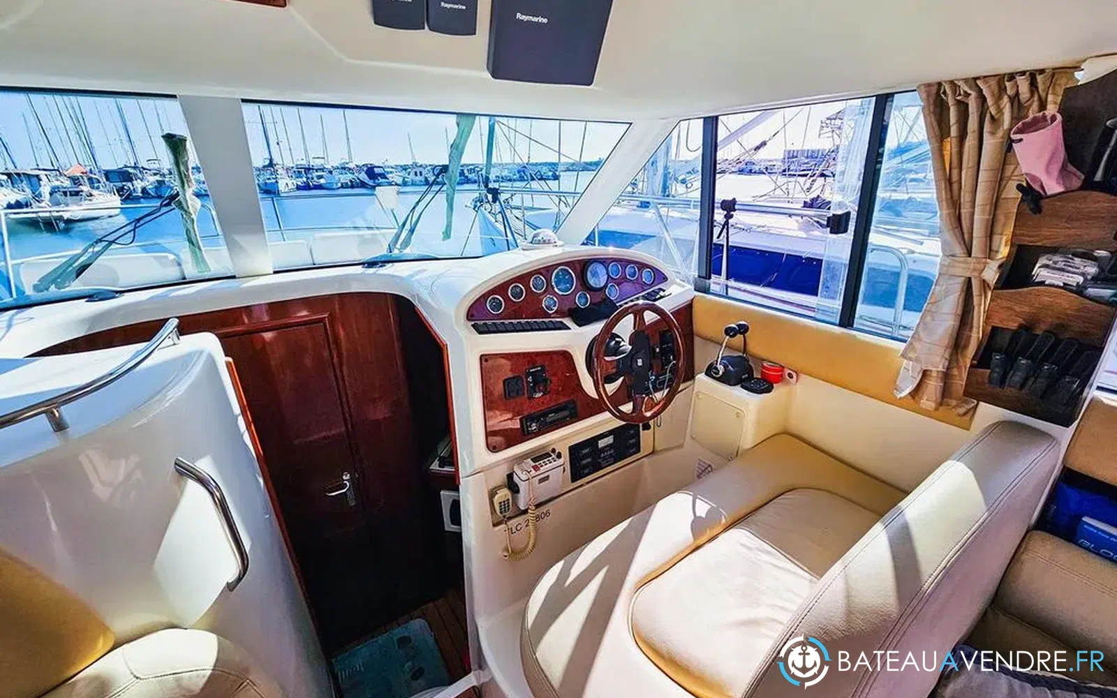 slider 12 Jeanneau Prestige 32 Fly